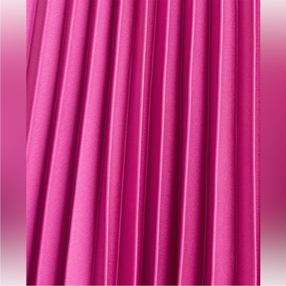 Abercrombie & Fitch Pink Satin Pleated Cutout Maxi Dress NWT Size Small - Picture 4 of 15